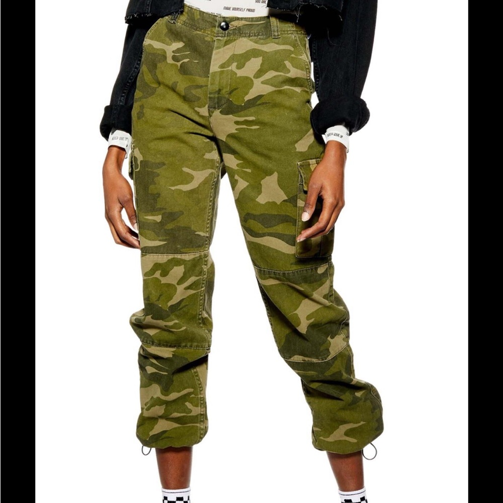 Top shop camo pants size 6